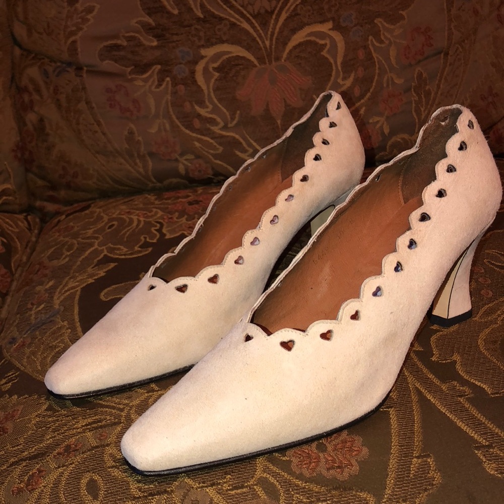 Pura Lopez Bone Suede Pumps
